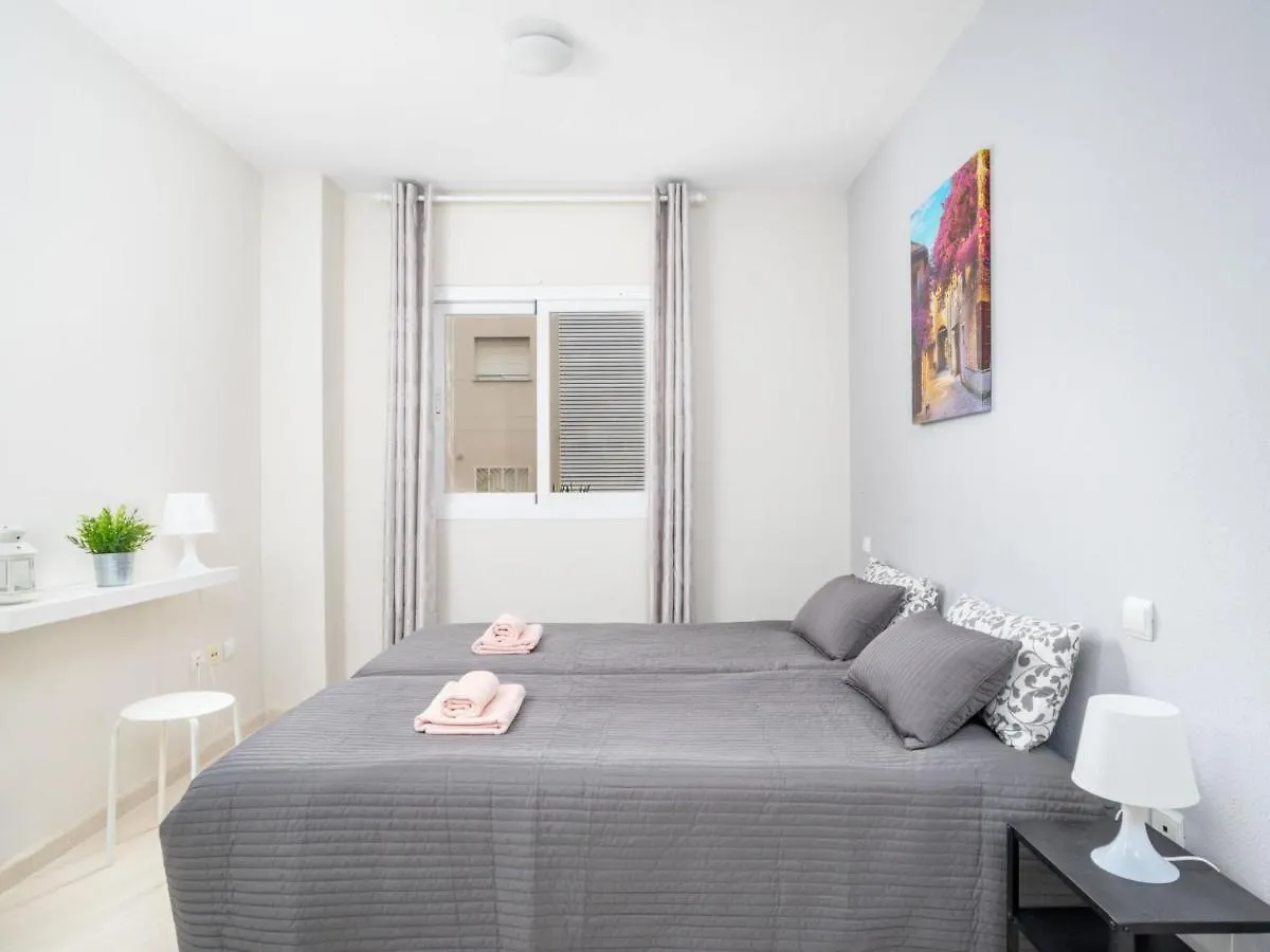 Apartment Loma Del Colegial 토레몰리노스